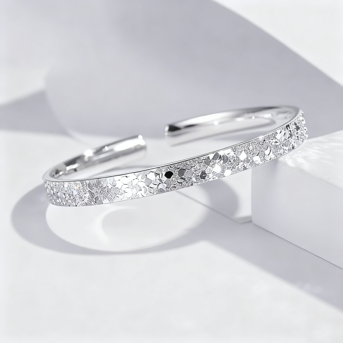 Versatile Gifts For Men & Women